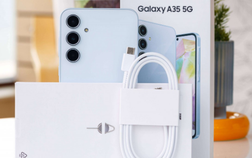 三星 Galaxy A35 接受审查