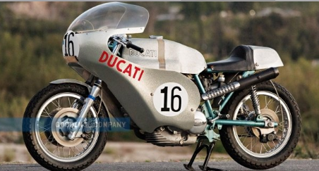 杜卡迪 750 Imola Desmo 以 70 万美元的价格出售