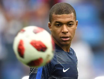 皇家马德里宣布签下 Kylian Mbappe