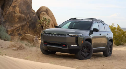 Jeep Wagoneer S Trailhawk 概念车预览电动越野车