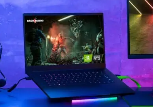 Razer 的 Blade 15 游戏笔记本电脑售价降至 1,500 美元