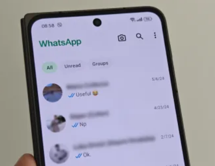 WhatsApp 很快将允许你使用不同的模型来处理 AI 图像