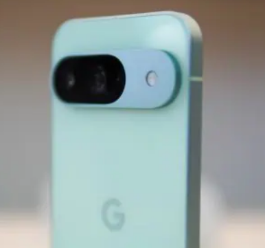 Google Pixel 9 系列终于为产品线带来了一款出色的调制解调器